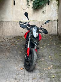 Ducati Hypermotard 796
