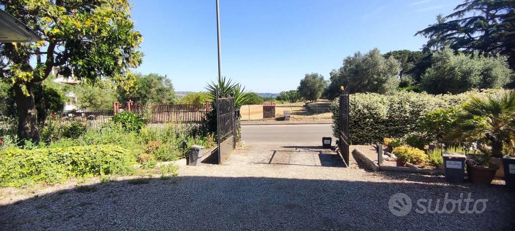 Villa di 117 m² con 3 locali e box auto a Viterbo - Vista 3