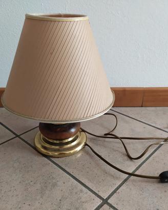 Lampada da tavolo bajour