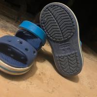 Sandali Crocs bambino blu taglia C6 (22-23)