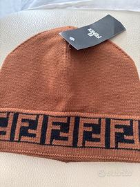 Cappello Fendi