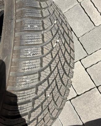4 gomme da neve Bridgestone Blizzak