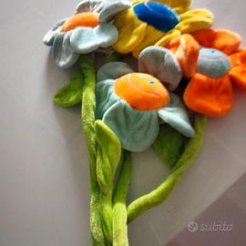 Fiori in stoffa per bambini