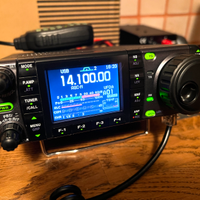 Icom IC-7000 pari al nuovo