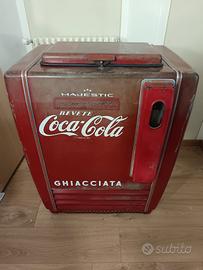 Ghiacciaia Coca Cola