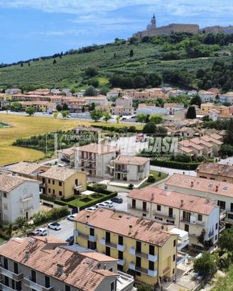 AMPIA SOLUZIONE CON INGRESSO INDIPENDENTE E SPAZI