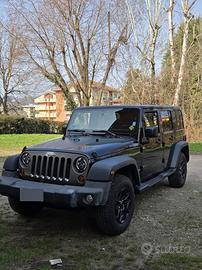 JEEP Wrangler Unlimited 2.8 CRD DPF Arctic Auto