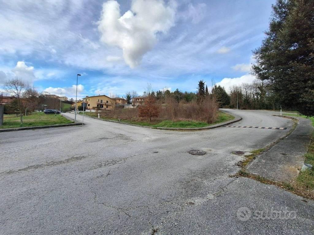 Immobile in asta di 4200 m² a Magione - Vista 4