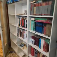 LIBRERIA A CHI LA PORTA VIA