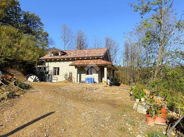 VILLA SINGOLA A GIAVENO
