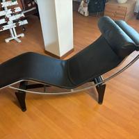 Chaise longue Le Corbusier