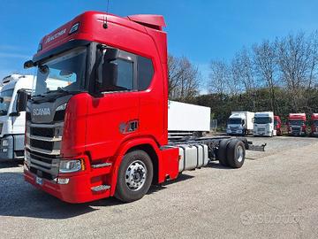 SCANIA R 500 MOTRICE 2 ASSI