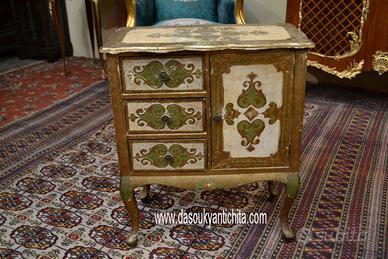 Comodino-mobiletto stile fiorentino metà XX secolo