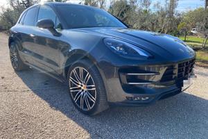 PORSCHE MACAN TURBO PERFORMANCE 3.6 V6 BITURBO