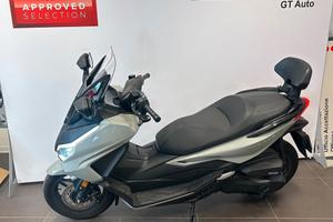 Honda Forza 350