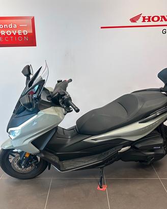 Honda Forza 350