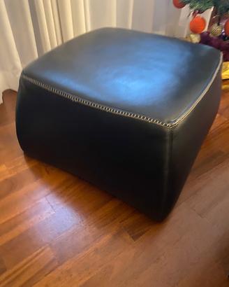 Pouf nero in pelle