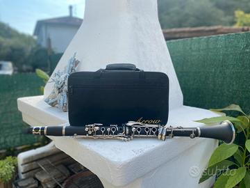 Clarinetto Arrow con accessori