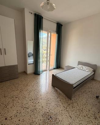 Posto letto in stanza a Baronissi