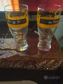 n2 bicchieri minute maid. 