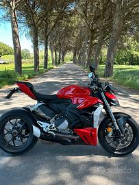 Ducati Streetfighter V2 155cv - 12.000km