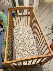 Lettino in legno + materasso 4 stagioni