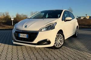 Peugeot 208 5p 1.6 bluehdi Allure 75cv