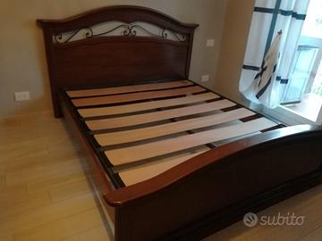 📢 ANNUNCIO - Letto matrimoniale color legno