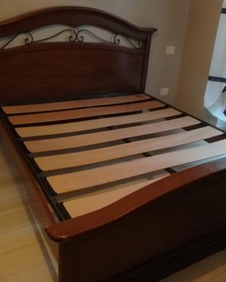 📢 ANNUNCIO - Letto matrimoniale color legno