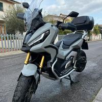 Honda X-ADV 750 Gravel