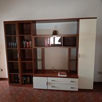 Mobile soggiorno con vetrina