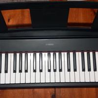 Tastiera Yamaha modello Piaggero NP-12
