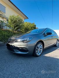 Opel Astra 1.5 CDTI 122 CV Business Elegance