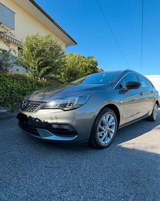 Opel Astra 1.5 CDTI 122 CV Business Elegance