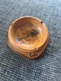 Posacenere in legno Cuba artigianale