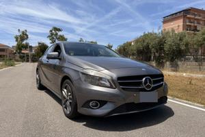 Mercedes Benz Classe A 180 W176 2014