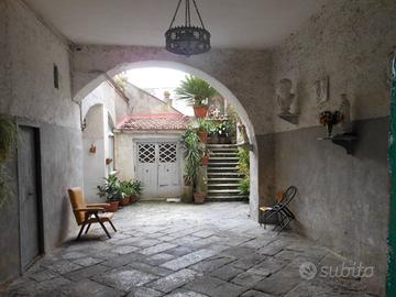 Appartamento di 130 m² con 4 locali a Teano