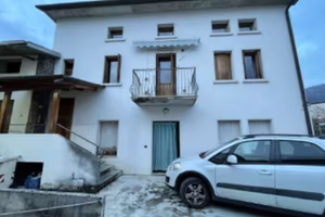 Immobile in asta di 534 m² con più di 5 locali e b
