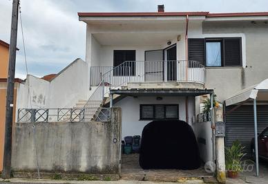 Appartamento primo piano luminoso