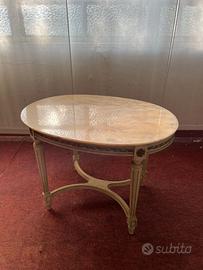 Tavolino ovale di legno e marmo