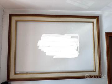 Cornice di grandi dimensioni