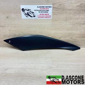 SOTTO PEDANA SX TMAX 560 2022 2024