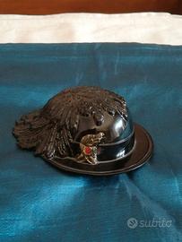 Cappello Bersagliere fermacarte in metallo