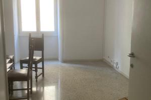 Stanze uso studio ufficio zona Lepanto/Tribunale