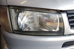 Proiettore destro VOLKSWAGEN CARAVELLE del 1996