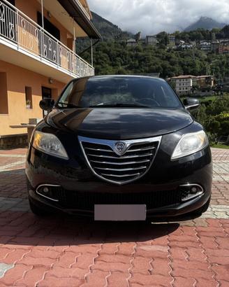 Lancia Ypsilon ecochic 1.2 benzina/gpl