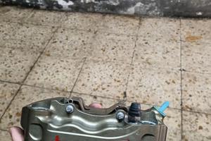 Pinza Brembo cnc