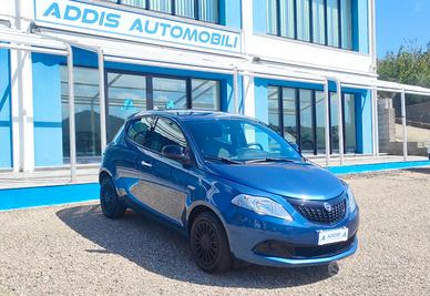 Lancia Ypsilon 1.0 FireFly 5 porte S&S Hybrid Silv