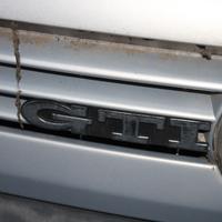 VOLKSWAGEN GOLF GTI 2.0 -BENZINA