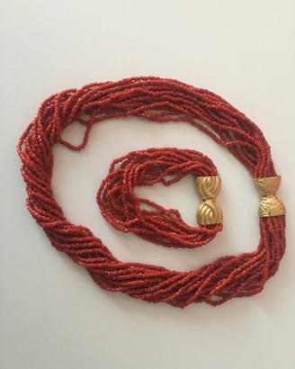 Collana di corallo rosso